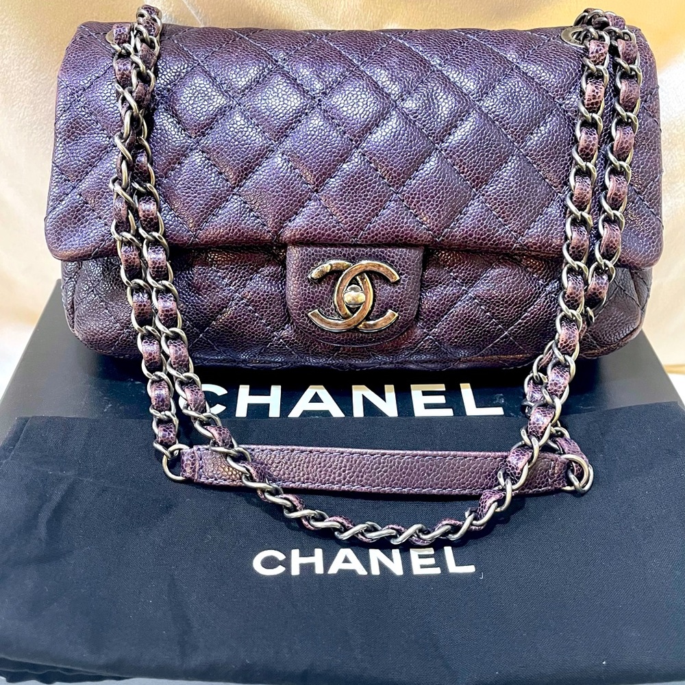 ❌SOLD❌💯Authentic Chanel Medium Flap Bag